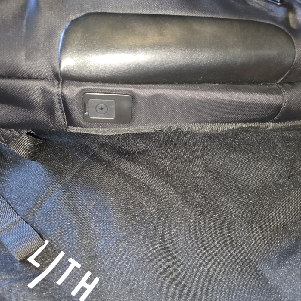 MONOLITH Backpack - Picture 9 of 12